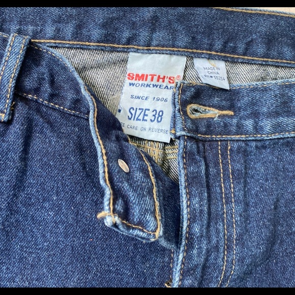 Smiths Workwear Denim Shorts. Size 38 - Picture 3 of 3